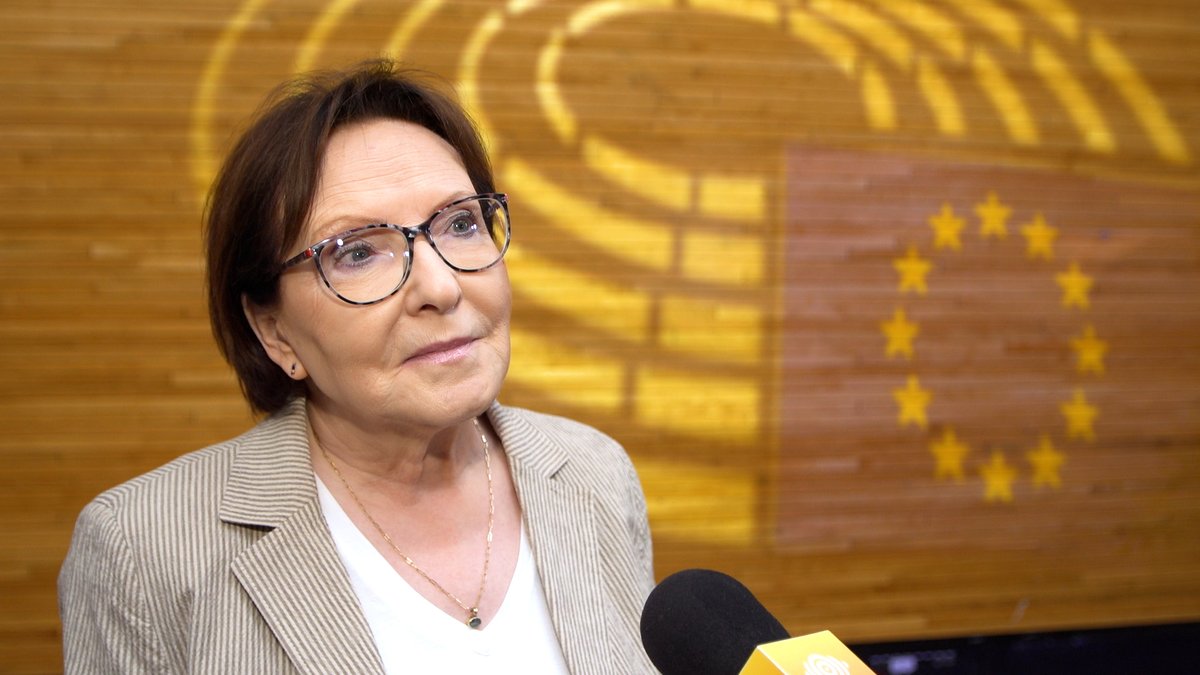 Newseria Biznes (@newseria_biznes) on Twitter photo Unia Europejska wzmacnia ochronę najmłodszych. Parlament Europejski chce, by test praw dziecka był nowym standardem w legislacji.
tiny.pl/z1vg25m1
<a href="/Europarl_EN/">European Parliament</a> <a href="/EwaKopacz/">Ewa Kopacz</a> Unia Europejska wzmacnia ochronę najmłodszych. Parlament Europejski chce, by test praw dziecka był nowym standardem w legislacji.
tiny.pl/z1vg25m1
<a href="/Europarl_EN/">European Parliament</a> <a href="/EwaKopacz/">Ewa Kopacz</a>
