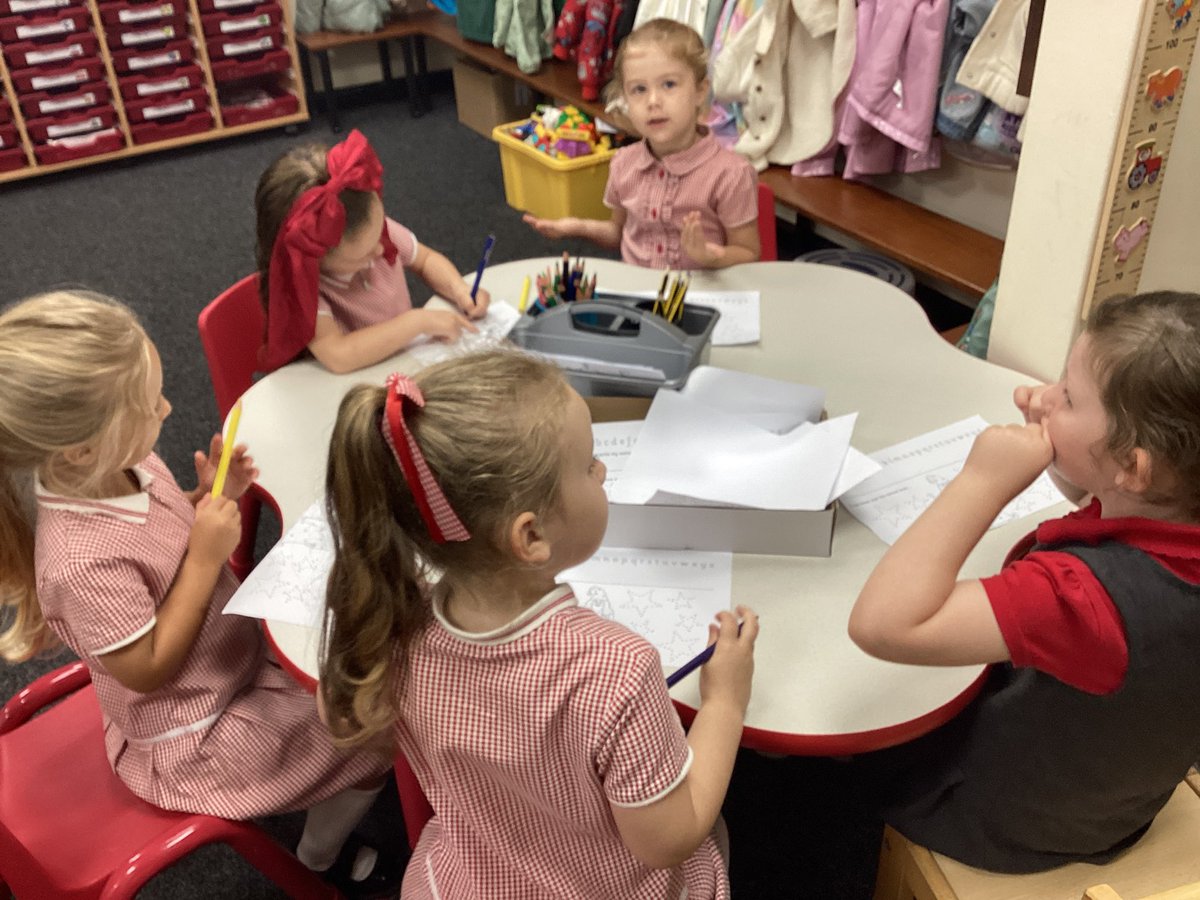 StGerardsBham's tweet image. Nursery are busy using their imaginations and developing their creativity as they work and learn together.#StGerEYFS