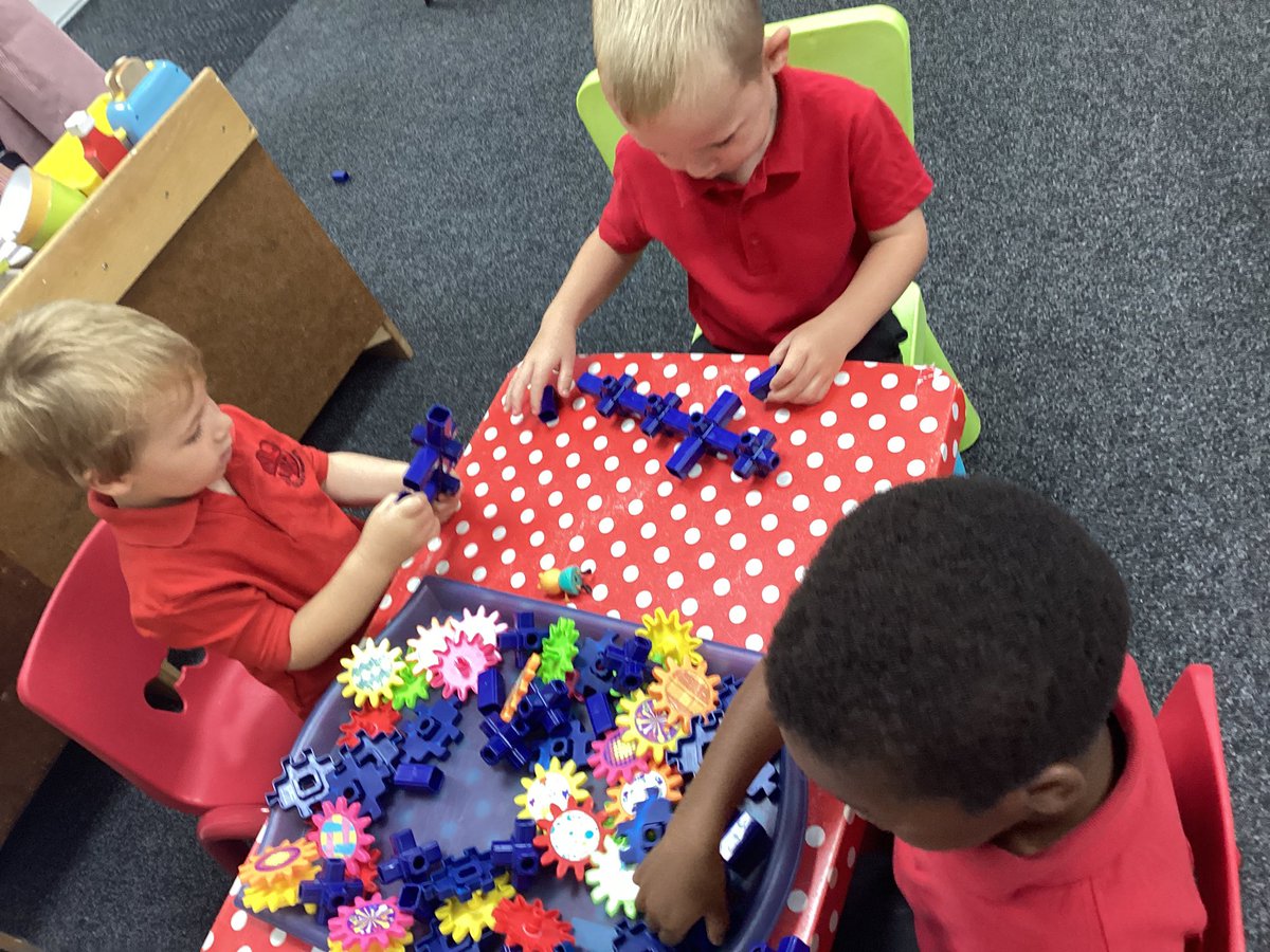 StGerardsBham's tweet image. Nursery are busy using their imaginations and developing their creativity as they work and learn together.#StGerEYFS