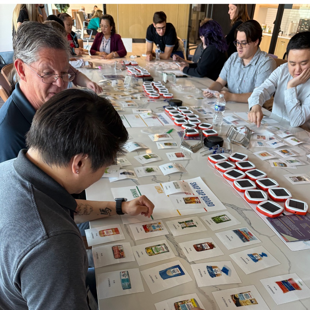 UWSN's tweet image. Shoutout to BDO’s volunteers for building 75 solar kits with UWSN for our community partner Red Cross! 💡❤️
Want to make an impact? Learn how: uwsn.org/volunteer.