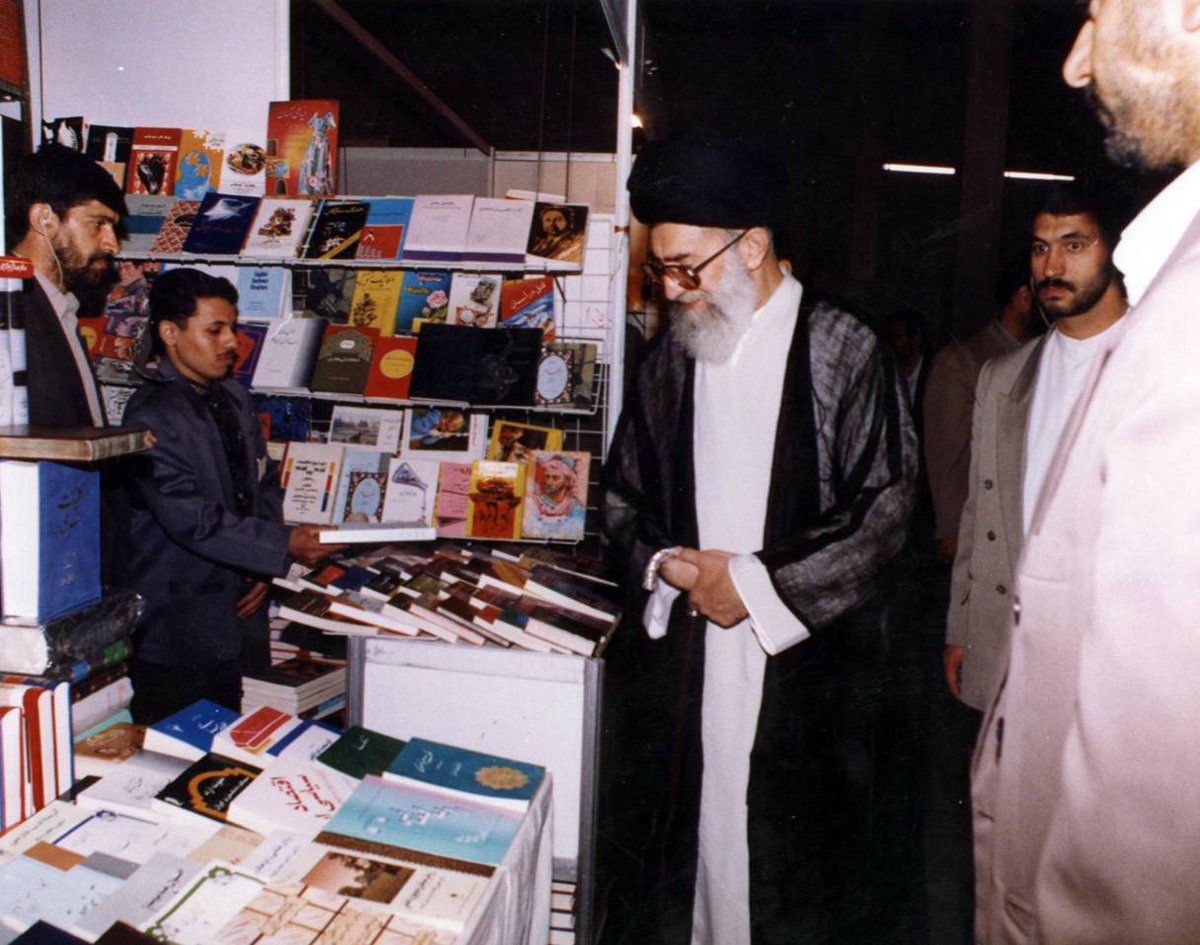 JawadAbubakar7's tweet image. Leader Sayyid Ali Khamenei during his visit at Tehran International Book Fair. ❤️
Tehran | 1994