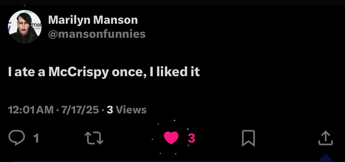 twinningevil's tweet photo. Guys not to alert anyone but I think there’s a fake Marilyn Manson account running around spreading misinformation https://t.co/w7B3CzIdqQ