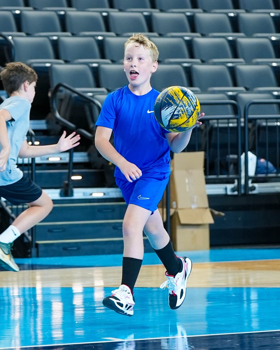noblesvilleboom's tweet image. having a BOOMTASTIC time on day 4 of our youth basketball camp 💥