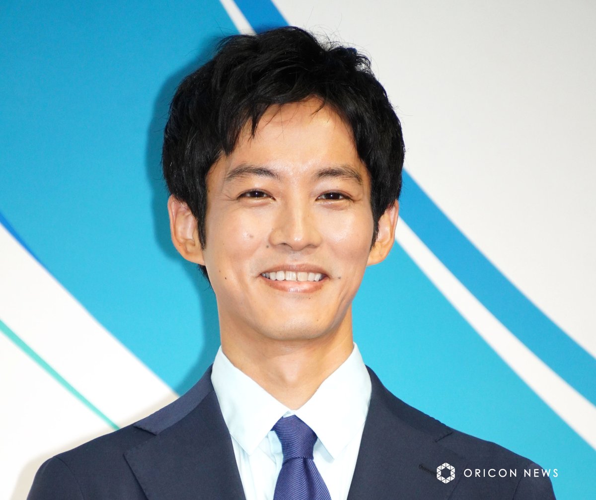 oricon's tweet image. 松坂桃李、家族旅行で見つけた
ささやかな幸せを告白💕
「子どももテンションが上がって…」
oricon.co.jp/news/2396238/?…

CM撮影でガッカリ💧｢半分芝居で半分本気」
oricon.co.jp/news/2396240/?…

「ソニー生命」
新ブランドアンバサダー就任・CM発表会

#松坂桃李 @MToriofficial