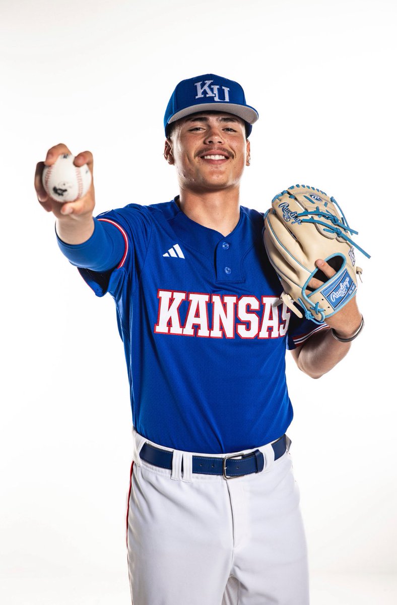 daniellopez1__'s tweet image. I am beyond blessed and excited to announce my commitment to the University of Kansas to play Division 1 baseball. This is a dream I’ve worked toward for years, and I’m grateful to my family, coaches, teammates, and everyone who has helped me along the way. #AGTG #ROCKCHALK 🔴🔵