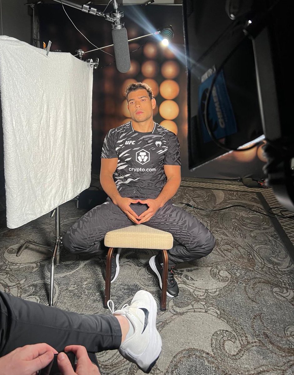 Paulo Costa tweet media