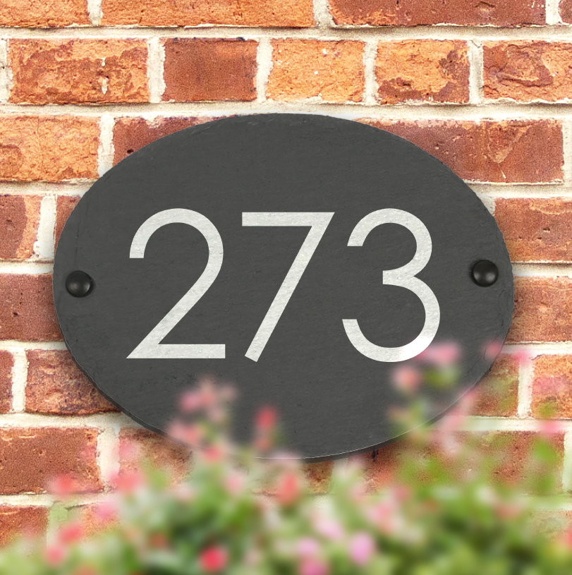 LizzielaneGifts's tweet image. 𝗡𝗲𝘄! ✨ Give your home a personal touch with our Personalised Oval Street Sign. Natural slate, 6 designs, custom printed. Perfect housewarming gift!

Shop Now:
rfr.bz/t7bd217

#HouseSign #PersonalisedGift #HomeDecor #NewHome #Lizzielane #EtsyUK