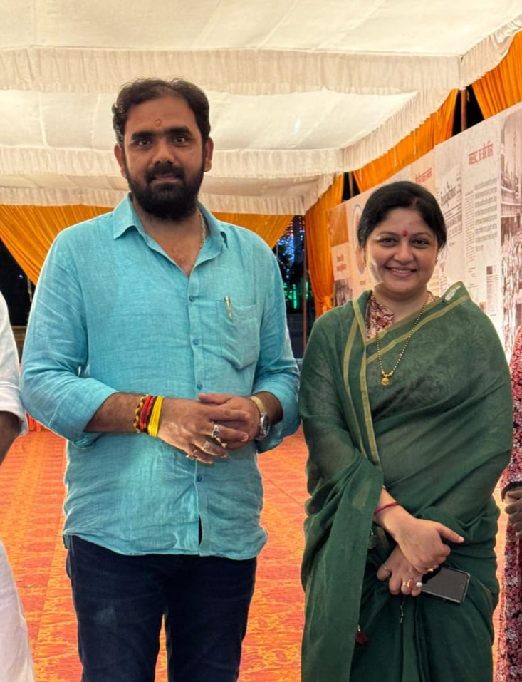 BjpDheeruPandey's tweet photo. सरल, सहज व ओजस्वी वक्ता @BJP4UP की #प्रदेश_मंत्री, जनपद उन्नाव की जिला प्रभारी आदरणीया दीदी श्रीमती #अर्चना_मिश्रा जी आपको #जन्मदिन की हार्दिक बधाई व शुभकामनाएं..
#HappyBirthday @archnabjpup https://t.co/LR8d3Jncso