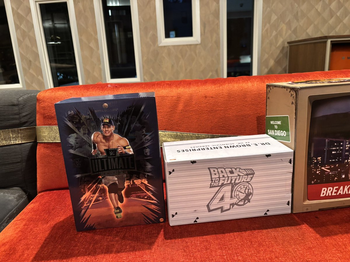 Wheeljack83's tweet image. Starting my SDCC experience a little ahead of schedule. Thanks to the folks at Mattel for sending me some early Comic-Con exclusive samples! #Mattel #SDCC2025 #ComicCon #JohnCena #JurassicWorld #WWE
