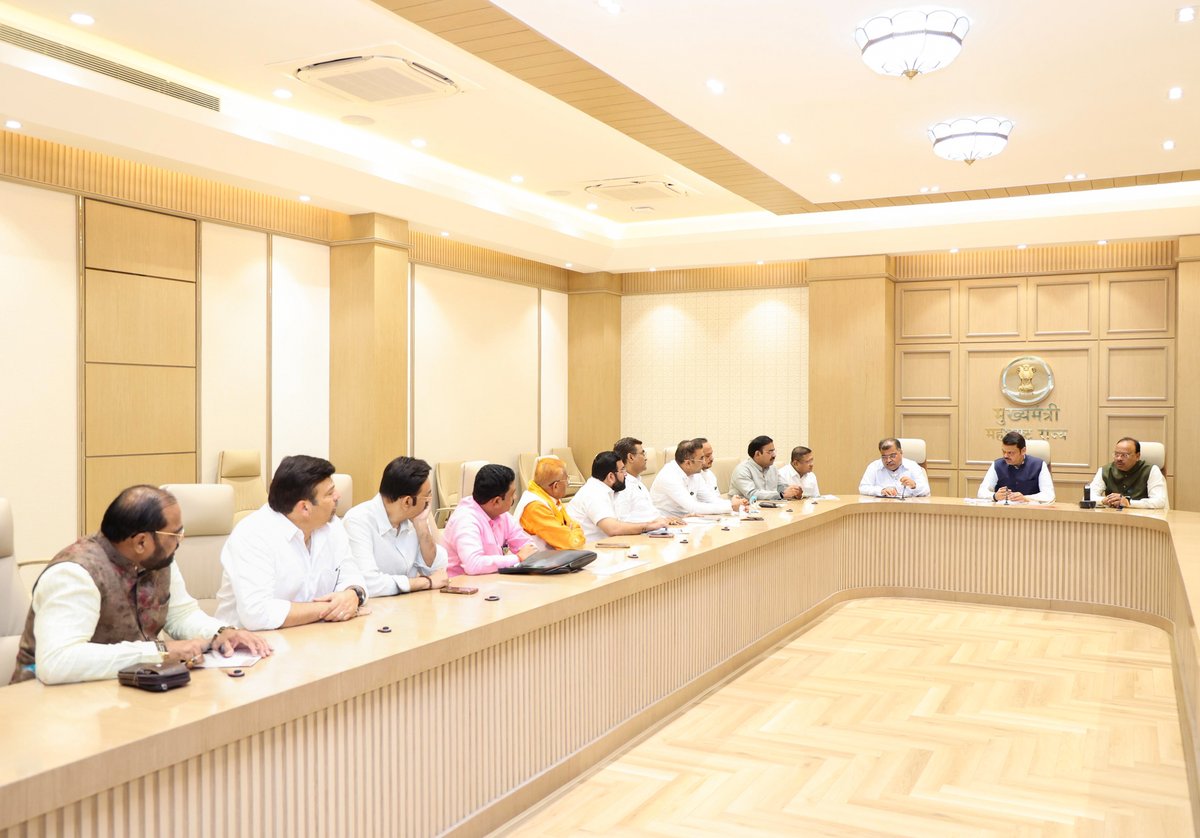 Devendra Fadnavis (@dev_fadnavis) on Twitter photo ЁЯк╖ Meeting with BJP MLAs of Nagpur Division
ЁЯк╖ рдирд╛рдЧрдкреВрд░ рд╡рд┐рднрд╛рдЧрд╛рддреАрд▓ рднрд╛рдЬрдкрд╛ рдЖрдорджрд╛рд░рд╛рдВрд╕рд╣ рдмреИрдардХ
ЁЯк╖ рдирд╛рдЧрдкреБрд░ рд╡рд┐рднрд╛рдЧ рдХреЗ рднрд╛рдЬрдкрд╛ рд╡рд┐рдзрд╛рдпрдХреЛрдВ рдХреЗ рд╕рд╛рде рдмреИрдардХ
ЁЯХШ 9.10am | 17-7-2025ЁЯУНMumbai | рд╕. реп.резреж рд╡рд╛. | резрен-рен-реирежреирелЁЯУНрдореБрдВрдмрдИ.
<a href="/RaviDadaChavan/">Ravindra Chavan</a> <a href="/cbawankule/">Chandrashekhar Bawankule</a> @Mohanmatebjp <a href="/DRPANKAJBHOYAR/">Pankaj Rajesh Bhoyar</a> <a href="/BJP4Maharashtra/">рднрд╛рдЬрдкрд╛ рдорд╣рд╛рд░рд╛рд╖реНрдЯреНрд░</a> ЁЯк╖ Meeting with BJP MLAs of Nagpur Division
ЁЯк╖ рдирд╛рдЧрдкреВрд░ рд╡рд┐рднрд╛рдЧрд╛рддреАрд▓ рднрд╛рдЬрдкрд╛ рдЖрдорджрд╛рд░рд╛рдВрд╕рд╣ рдмреИрдардХ
ЁЯк╖ рдирд╛рдЧрдкреБрд░ рд╡рд┐рднрд╛рдЧ рдХреЗ рднрд╛рдЬрдкрд╛ рд╡рд┐рдзрд╛рдпрдХреЛрдВ рдХреЗ рд╕рд╛рде рдмреИрдардХ
ЁЯХШ 9.10am | 17-7-2025ЁЯУНMumbai | рд╕. реп.резреж рд╡рд╛. | резрен-рен-реирежреирелЁЯУНрдореБрдВрдмрдИ.
<a href="/RaviDadaChavan/">Ravindra Chavan</a> <a href="/cbawankule/">Chandrashekhar Bawankule</a> @Mohanmatebjp <a href="/DRPANKAJBHOYAR/">Pankaj Rajesh Bhoyar</a> <a href="/BJP4Maharashtra/">рднрд╛рдЬрдкрд╛ рдорд╣рд╛рд░рд╛рд╖реНрдЯреНрд░</a>
