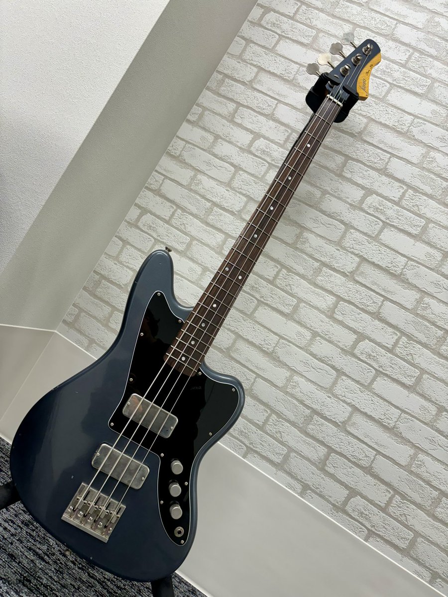 apollonmusic's tweet photo. #FanoGuitars Oltre JM4 Charcoal Forest
独自のオフセットシェイプで、弾き心地抜群のモデルです。
モダン的なカラー&エイジド加工で高級感溢れるルックスも魅力的です!
https://t.co/CmShD7mQNz
#Fano #JM4 https://t.co/9t9C19KlYM