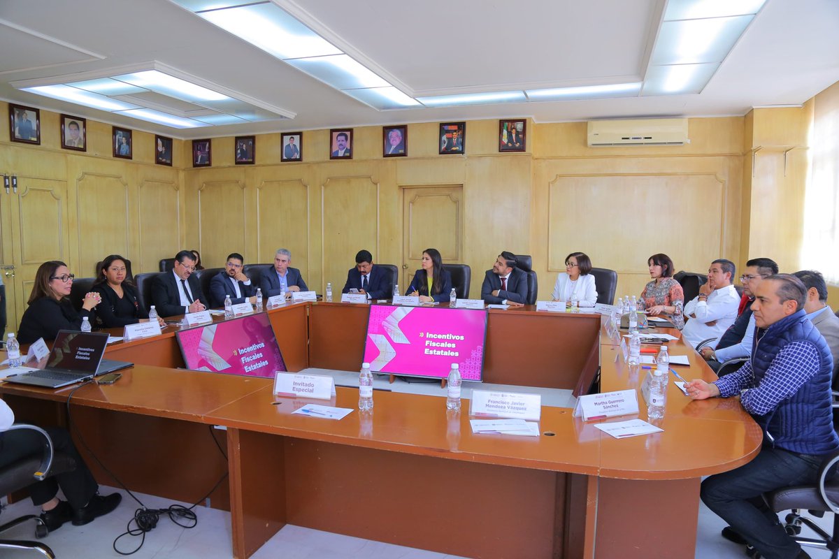 Avanzamos en trabajos por el Oriente del Estado de México para tener un corredor económico regional que compita por inversiones bajo una adecuada planificación territorial y sectorial. Las capacidades de esta importante zona se potencian con el impulso federal y estatal.