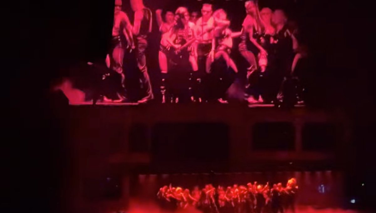 antpats2's tweet image. LADY GAGA IS CURRENTLY PERFORMING SUMMERBOY FOR THE FIRST TIME SINCE LOLLAPALOOZA IN 2007