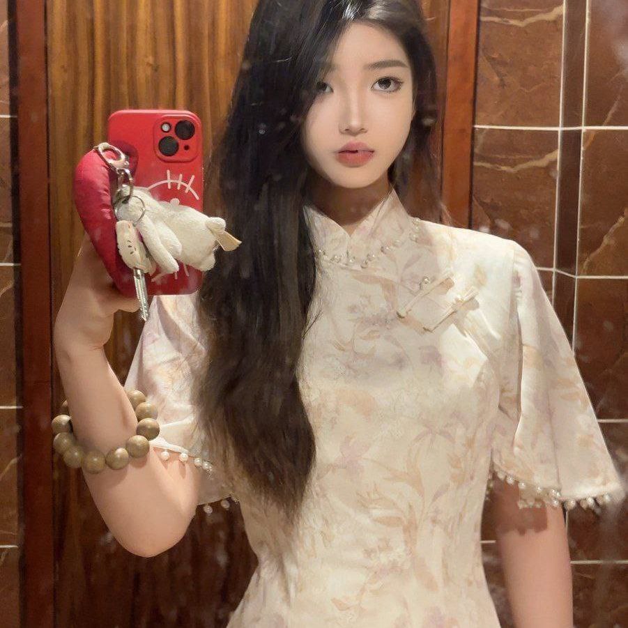 DICKbig2025's tweet photo. @SakuraAikoo She's a cold, haughty ice queen on the outside, but a total slut behind closed doors more Chinese girl live show for free👉https://t.co/9yMVdk60Y3 https://t.co/6puAkTG8Wi