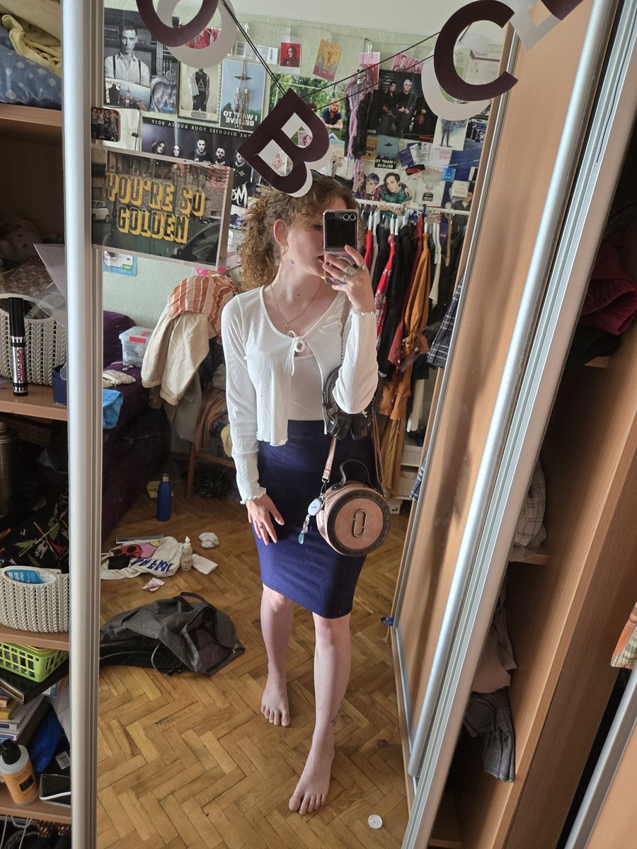 choco_emo's tweet image. Снова кудрявая, да опять блистаю