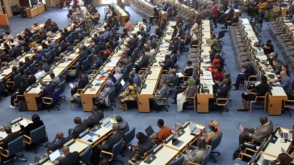 AGNChairUNFCCC's tweet image. #AMCEN2025: AGN CHAIR PLEDGES NEGOTIATORS’ RESOLVE FOR COP30 TO DELIVER
African group of Negotiators on Climate Change (AGN) Chair, Dr. Richard Muyungi has pledged negotiators’ resolve to defend Africa’s interests at COP30.
Speaking when he briefed delegates at the African…