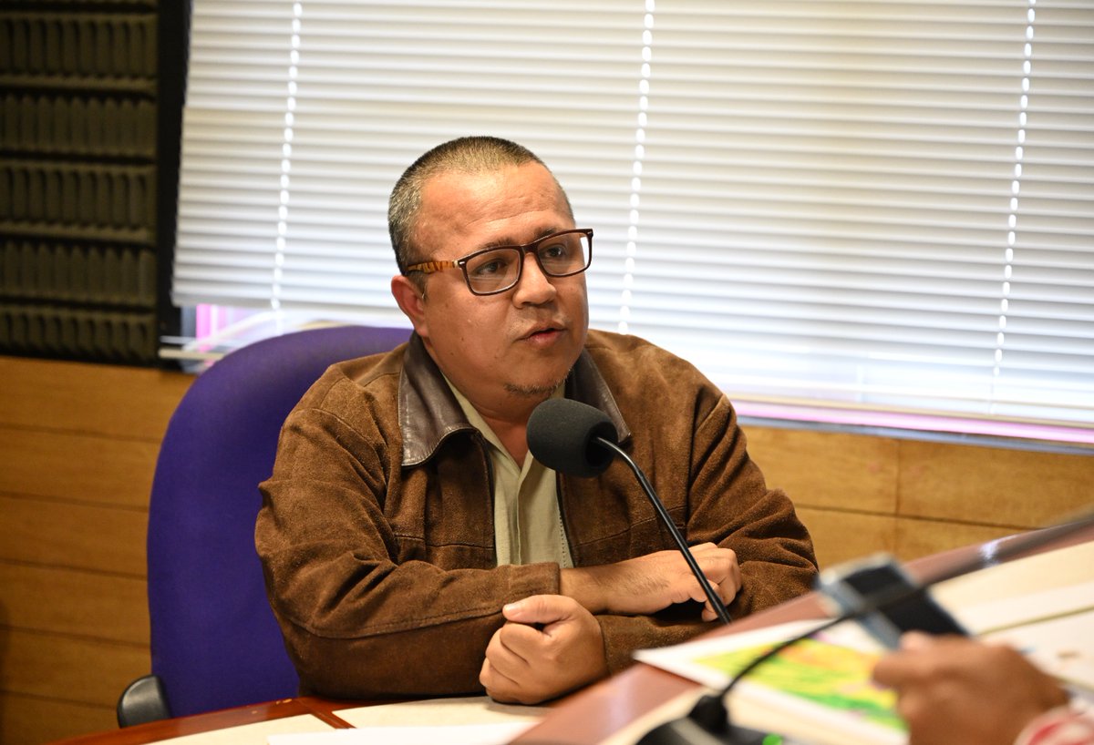 🎙️ En #RadioUAEM conversamos con Bertín Trujillo Pérez, doctorante del CIByC, sobre su tesis “Agua subterránea y salud pública: poblaciones vulnerables a contaminación en la región norponiente del estado de Morelos”.

#RadioUAEM #SaludPública #AguaSubterránea #InvestigaciónUAEM