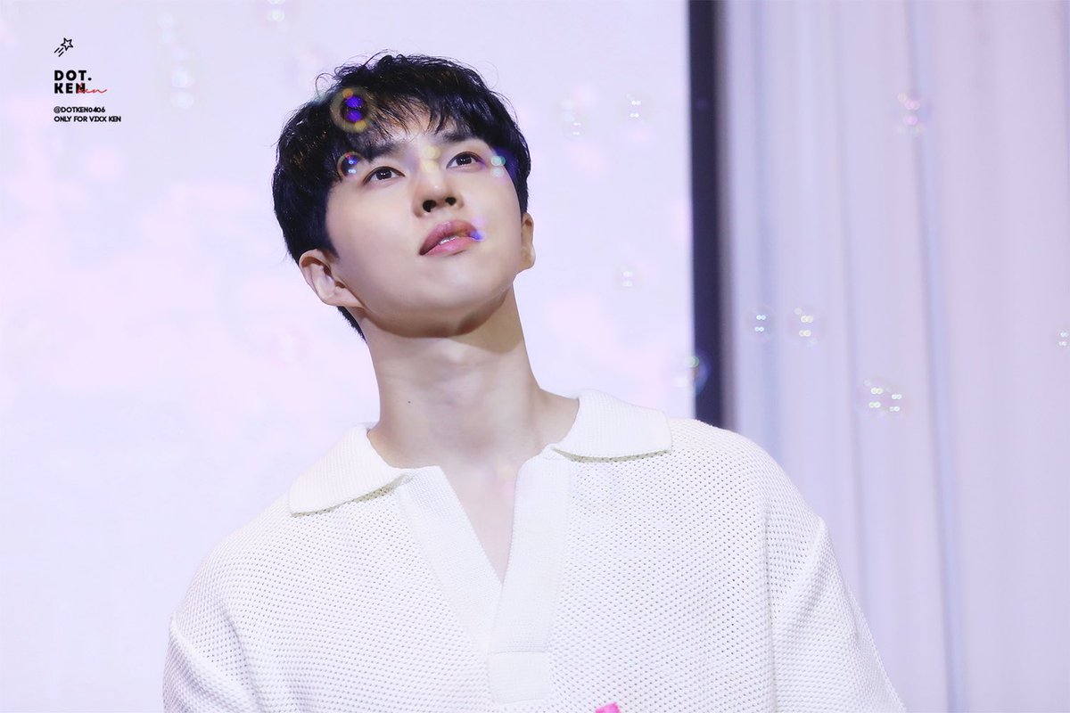 DOTKEN0406's tweet image. 250713 방콕 팬싸
비눗방울 나온 거 너무 낭만임🫧💛🥰
#켄 #이재환 #KEN #빅스 #LEEJAEHWAN
@jaehwany0406 🫧🫧🫧🫧🫧