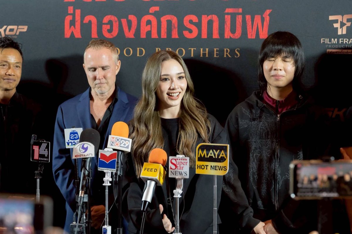 น้องพร้อมที่จะเฉิดฉายแล้วจริงๆ ออร่าจับมากลูกสาว ขอให้ทุกๆก้าวที่หนูเดินประสบแต่ความสำเร็จนะคะคนสวย 🎉🎉

#น้ําฟ้าธัญญภัสร์ 
#namfah_thunyaphat