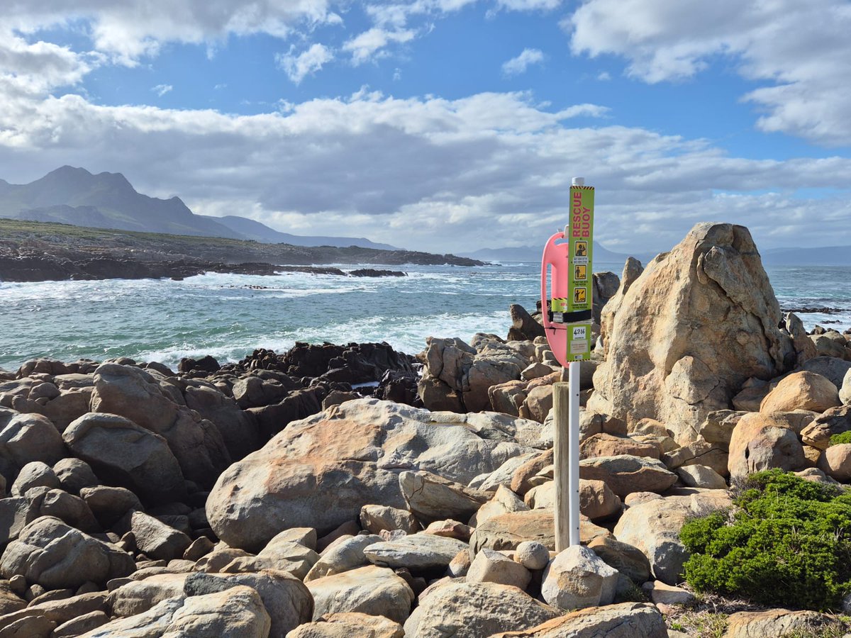 lolsielove's tweet image. My liefdevolle Hemelse Vader skenk aan elkeen vandag die nodige krag om hierdie dag met moed aan te pak, gee die wat uitgeput is krag en die wat vol wanhoop is hoop, help elkeen wat besluite moet neem om die regte keuses te maak, voorsien elkeen vandag van sy daaglikse brood en…