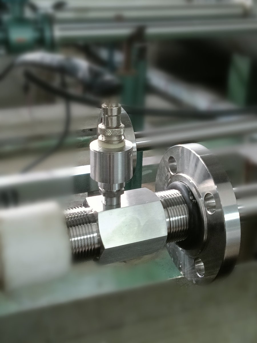 larry_anjun's tweet image. DN10mm liquid turbine flow meter 304 Stainless steel waterproof Pulsa 4-20mA output signal with amplifier

Meet our high-precision Liquid Turbine Flow Meter—perfect for oils, fuels, water &amp;amp; more! ✅ Reliable ✅ Accurate ✅ Durable

💬 Got questions? DM to us👇

#TurbineFlowMeter