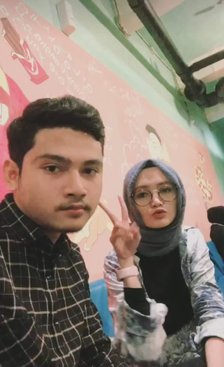 Perempuan sialan. Sya tidak akan pernah berhenti cari kau smpai uang syaa kau kembalikan. Sya akan dapat kauu. BINATANGGG ANJ