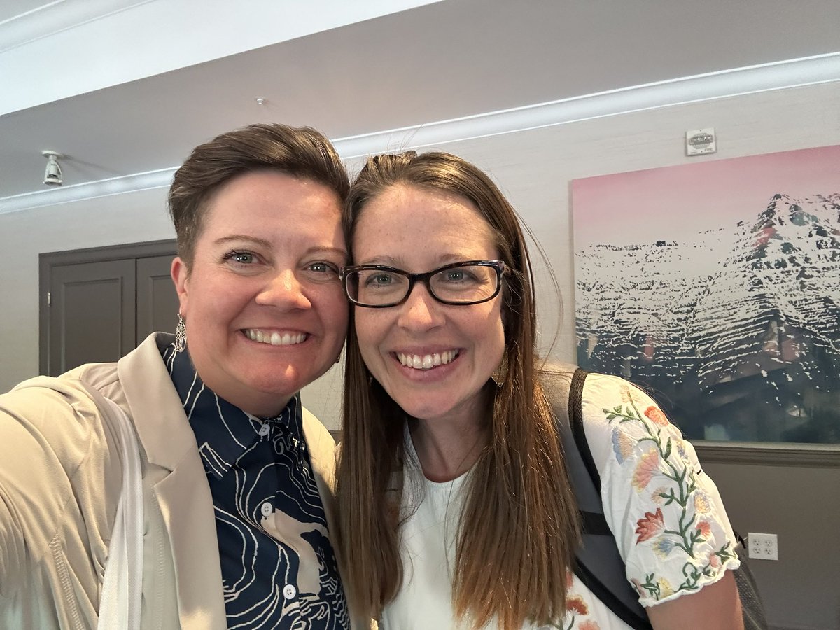 Carly Maloney (@carlymaloney8) on Twitter photo I should have taken more pictures, but I was passionately taking down all the notes & soaking in the knowledge & expertise of these educators! Core memories & connections were made with cohort 5. So grateful to keep getting to know & learning from these teacher leaders <a href="/HSG_UT/">Teacher Fellows</a> I should have taken more pictures, but I was passionately taking down all the notes & soaking in the knowledge & expertise of these educators! Core memories & connections were made with cohort 5. So grateful to keep getting to know & learning from these teacher leaders <a href="/HSG_UT/">Teacher Fellows</a>