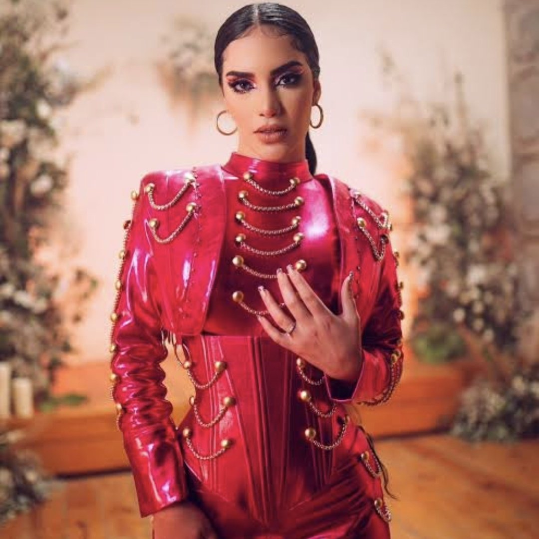 🚨 ¡INICIAMOS TENDENCIA! 🚨

Meta: 850 comentarios 

Frase: DEVOTO EN SPOTIFY

META FINAL! 🇲🇽🔥 

(Una vez llegada a la meta, se cierran los comentarios).