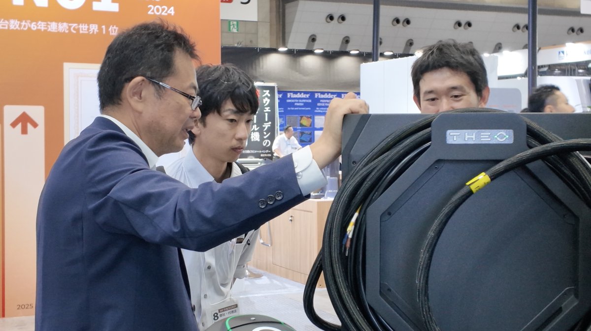 Theoincofficial's tweet image. Day 2 at #MFTokyo, we&apos;re feeling the buzz from our amazing audience!
Stepping into our booth, this time, we are showcasing the dynamic range of #Maxphotonics &amp;amp; #THEO products, waiting for you at #TokyoBigSight🇯🇵
#Laser #welding #handheldlaserwelding #laserwelding #fiberlaser