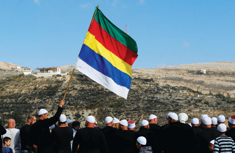 HemdadArwandi's tweet image. Israel saved the Druze from genocide.
Turkish-led terrorists and the Syrian regime would have slaughtered thousands of the Druze if not for Israel.
