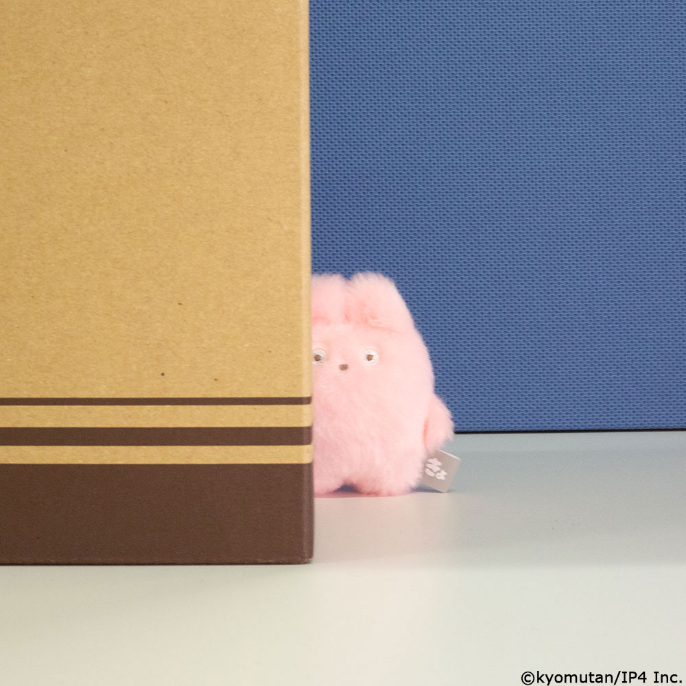 ip4_cpsl's tweet image. 【8月新発売商品のご紹介】
「きょむたん かぷぐるみ」
IP4オリジナル!虚無な表情をした不思議ないきもの『きょむたん』が登場!
両手に収まるサイズでふわふわ生地のぬいぐるみです🥰
何とも言えない表情がとってもかわいい😍
¥400(税込)
8月下旬頃 発売予定
#カプセルトイ