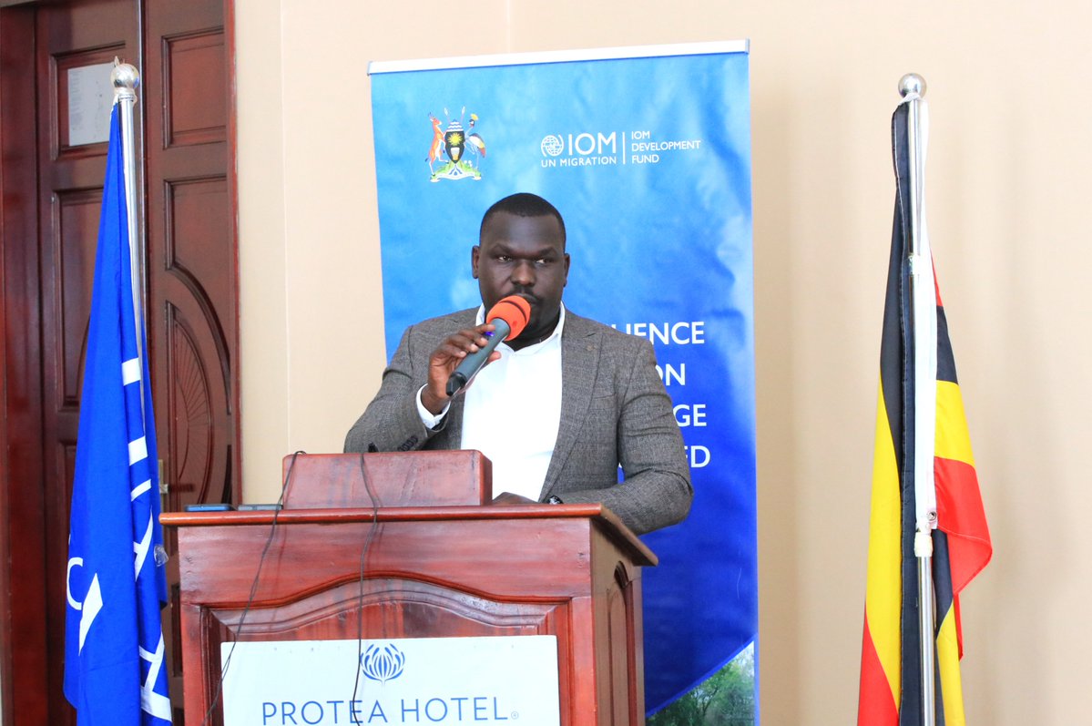 IOM_Uganda's tweet image. Happening Now: @min_waterUg, in collaboration with IOM Uganda, have convened stakeholders to validate the KDMECC National Implementation Plan. This pivotal framework sets the stage to address climate change's impact on human mobility in Uganda.