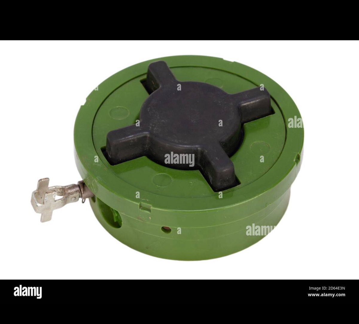 gotoreviewnam's tweet image. “แทนที่จะพูดถึงใครเหนือใคร ลองหันมาพูดถึงความเจ็บปวดของทหารไทยที่โดนระเบิดบ้างค่ะ ตอนนี้ชีวิตคนจริง ๆ กำลังอยู่ในความเสี่ยง”

🧷 #BlockA #ชายแดนไทยต้องปลอดภัย #SoftPowerไทย #หยุดเบี่ยงเบน