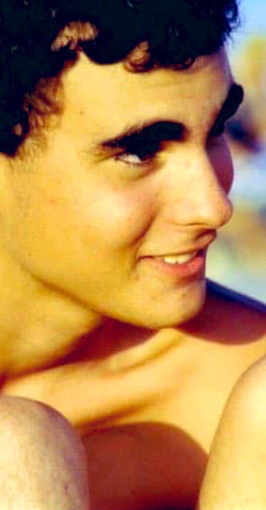 streetcnina's tweet image. ALDRO
Se quattro guardie non l’avessero ammazzato di botte, oggi Federico Aldrovandi avrebbe compiuto 38 anni.
#FedericoAldrovandi