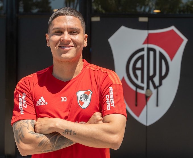 Ha vuelto el rey, Quintero vuelve a su casa