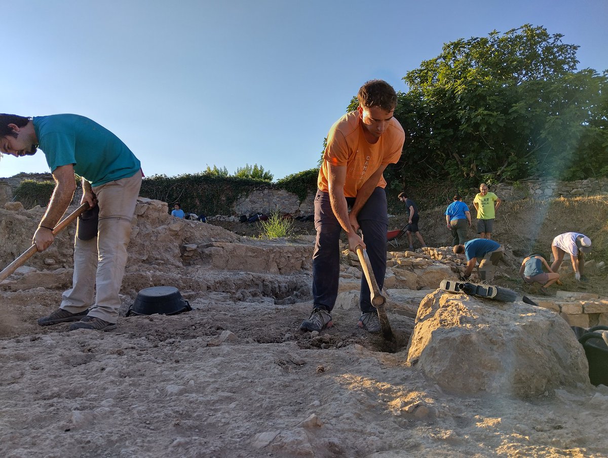 Aquest nivell de terra és clau per saber quan es va construir la gran casa romana que tenim.
