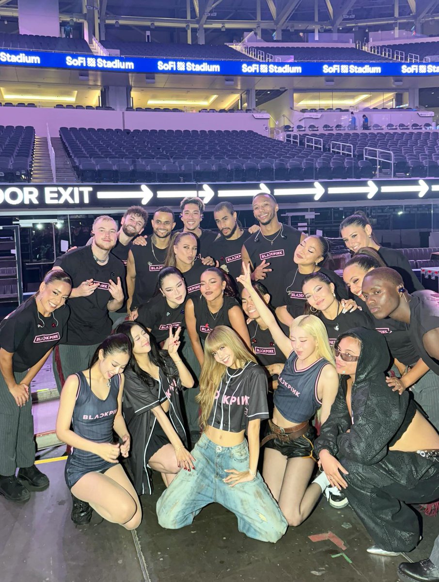 250717 Jisoo instagram update with #JENNIE