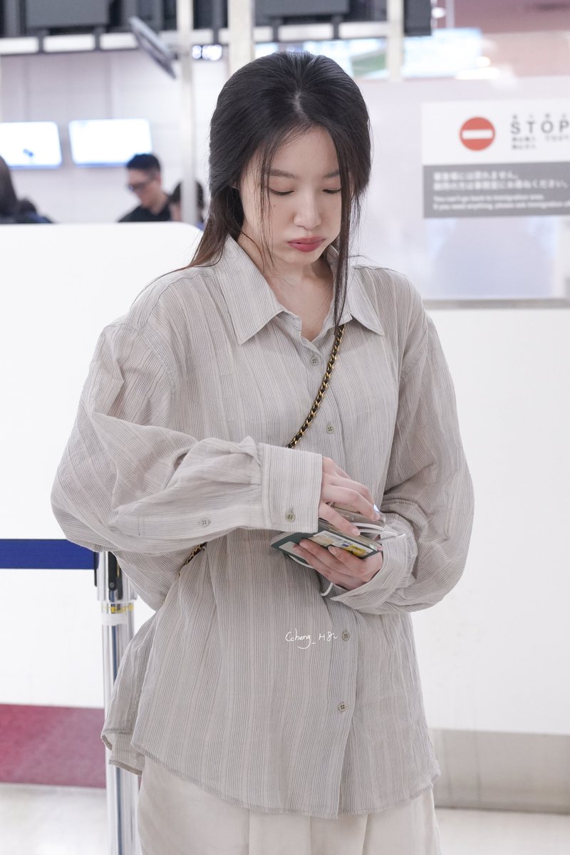 Ccheng_H8's tweet image. 250717 HND 
일본스케줄 화이팅🤎
#슈화 #SHUHUA #舒華
 #아이들 #idle