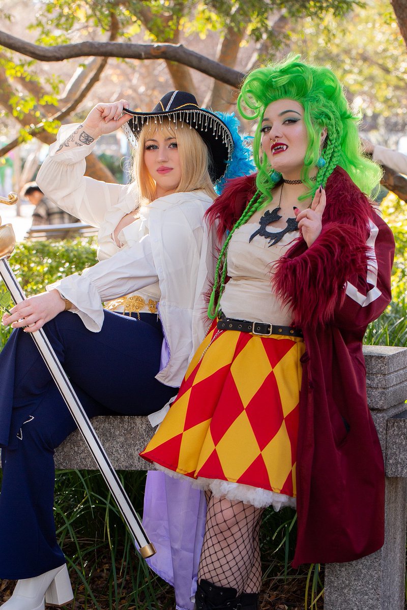 Averagecosplay's tweet photo. ONE PIECE FANS I am so excited to present my cosplay of Cavendish with my incredible friend as Barto! 
I am obsessed with how this cosplay turned out at @smashcon  😍

Barto= inst/@ Harmonichoe 

#onepiece #cavendish #Bartolomeo #dressrosa #cosplay #smashcon2025 #op https://t.co/PQtsKVYNOT