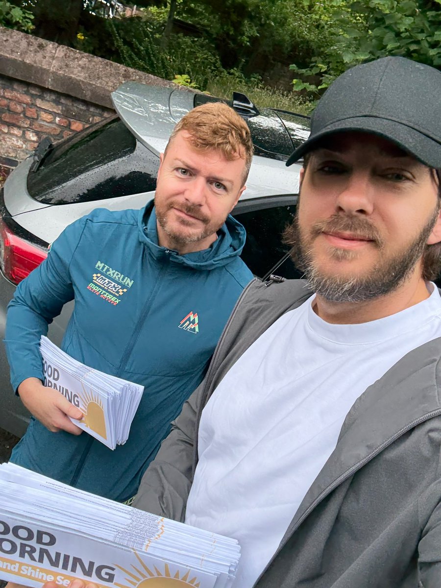 isthisisdavid's tweet image. 📮 Out delivering in Sefton Park this morning ahead of today’s by-election!
🟡 Vote Tristan - your local @LiverLibDems candidate 💛
❌ Don’t vote for more of the same that hasn’t worked
✅ Vote for real change, a strong local voice and someone who gets things done.