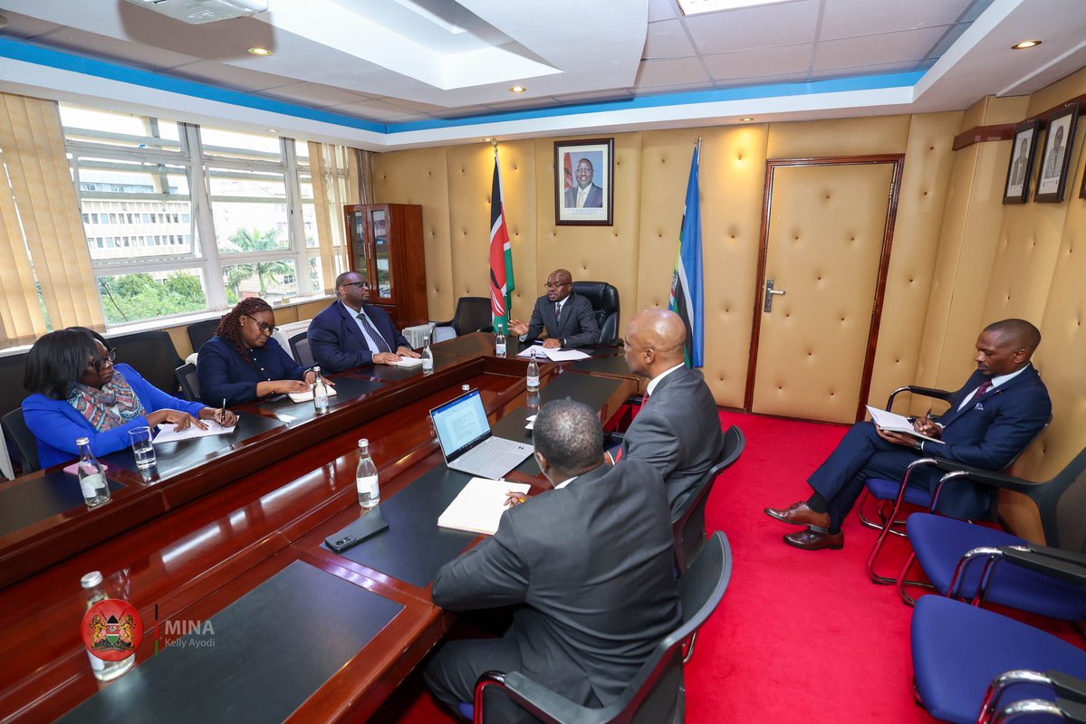 Ministry of Interior | Kenya (@interiorke) on Twitter photo The International Development Law Organization paid a courtesy call to Principal Secretary for Internal Security and National Administration, Dr. Raymond Omollo <a href="/ray_omollo/">Dr. Raymond Omollo — CBS</a> and presented its Strategic Plan for Kenya 🇰🇪 for the next four years.
The meeting discussed areas of The International Development Law Organization paid a courtesy call to Principal Secretary for Internal Security and National Administration, Dr. Raymond Omollo <a href="/ray_omollo/">Dr. Raymond Omollo — CBS</a> and presented its Strategic Plan for Kenya 🇰🇪 for the next four years.
The meeting discussed areas of