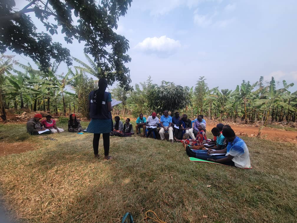 yofchan's tweet image. Under the #JumpStart bootcamps, we are training farmer groups, agribusinesses, and cooperatives in Isingiro, Kyegegwa, and Kikube districts how to develop strong business models that ensure their enterprises are sustainable, profitable, and responsive to market needs.