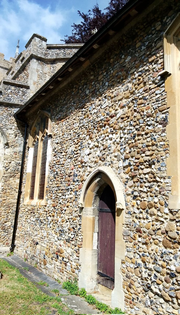 stevep1407's tweet image. Priest&apos;s door, Duxford, south Cambs.

#AdoorableThursday