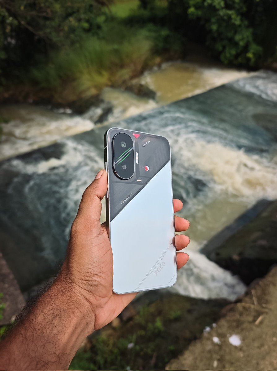 #XiaomiExplorer Partha Chatterjee for Xiaomi🇮🇳 (@parthac121) on Twitter photo I am in such an awe with this device that I can't decide to shoot with it or shoot it's design 😍!
<a href="/IndiaPOCO/">POCO India</a> <a href="/Pathtoremember/">Varun V Nair</a> <a href="/Himanshu_POCO/">Himanshu Tandon</a> <a href="/Iamnil7/">Indranil Chakraborty</a>
#POCOF7 #AllPowerNoBS
<a href="/digvj/">Digvijay 🇮🇳</a> <a href="/Snapdragon_IN/">Snapdragon India</a> I am in such an awe with this device that I can't decide to shoot with it or shoot it's design 😍!
<a href="/IndiaPOCO/">POCO India</a> <a href="/Pathtoremember/">Varun V Nair</a> <a href="/Himanshu_POCO/">Himanshu Tandon</a> <a href="/Iamnil7/">Indranil Chakraborty</a>
#POCOF7 #AllPowerNoBS
<a href="/digvj/">Digvijay 🇮🇳</a> <a href="/Snapdragon_IN/">Snapdragon India</a>
