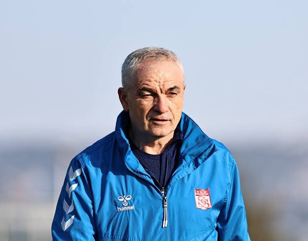 Rıza Çalımbay: "Sivas benim için çok özel biryer. eğer ki biraz daha erken gitseydik kurtarabilirdik."