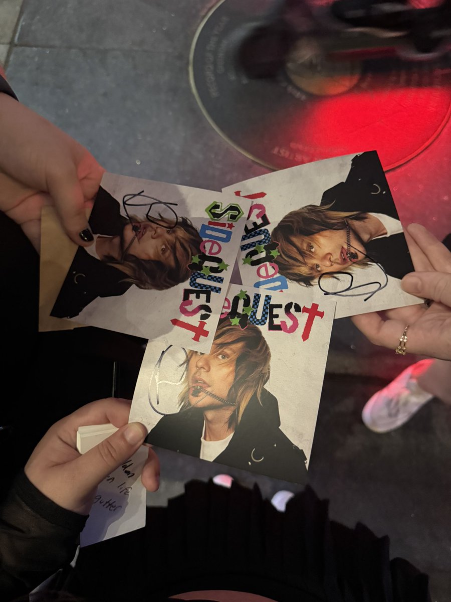 nipslipperniall's tweet image. 🥹🥹🥹