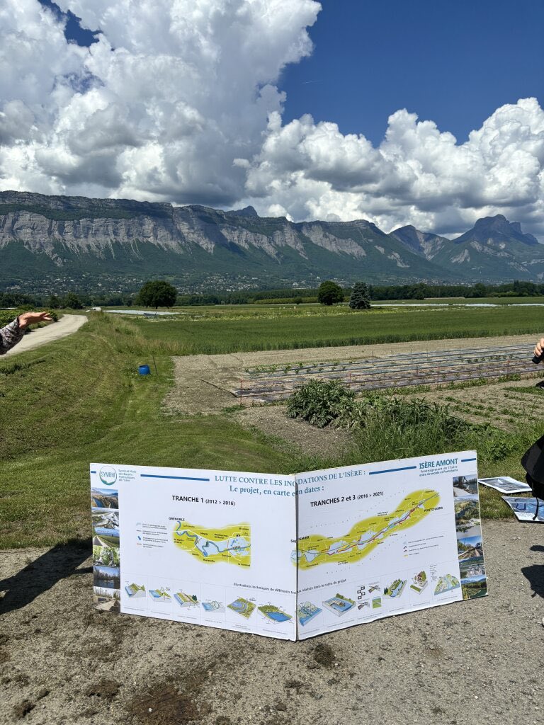 🌿 From the Alps to the East of Slovakia – climate innovation knows no borders!

During our visit to Grenoble, a European climate leader, we saw firsthand how smart, green solutions can transform cities and lives. 🌍

✨ Green schoolyards that cool down playgrounds
🌳 Cooling