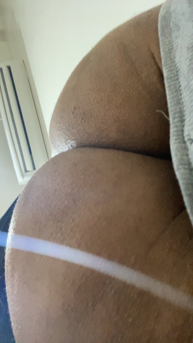 Donboy_18's tweet photo. Horny asf i need dick https://t.co/oIBtbSJpID