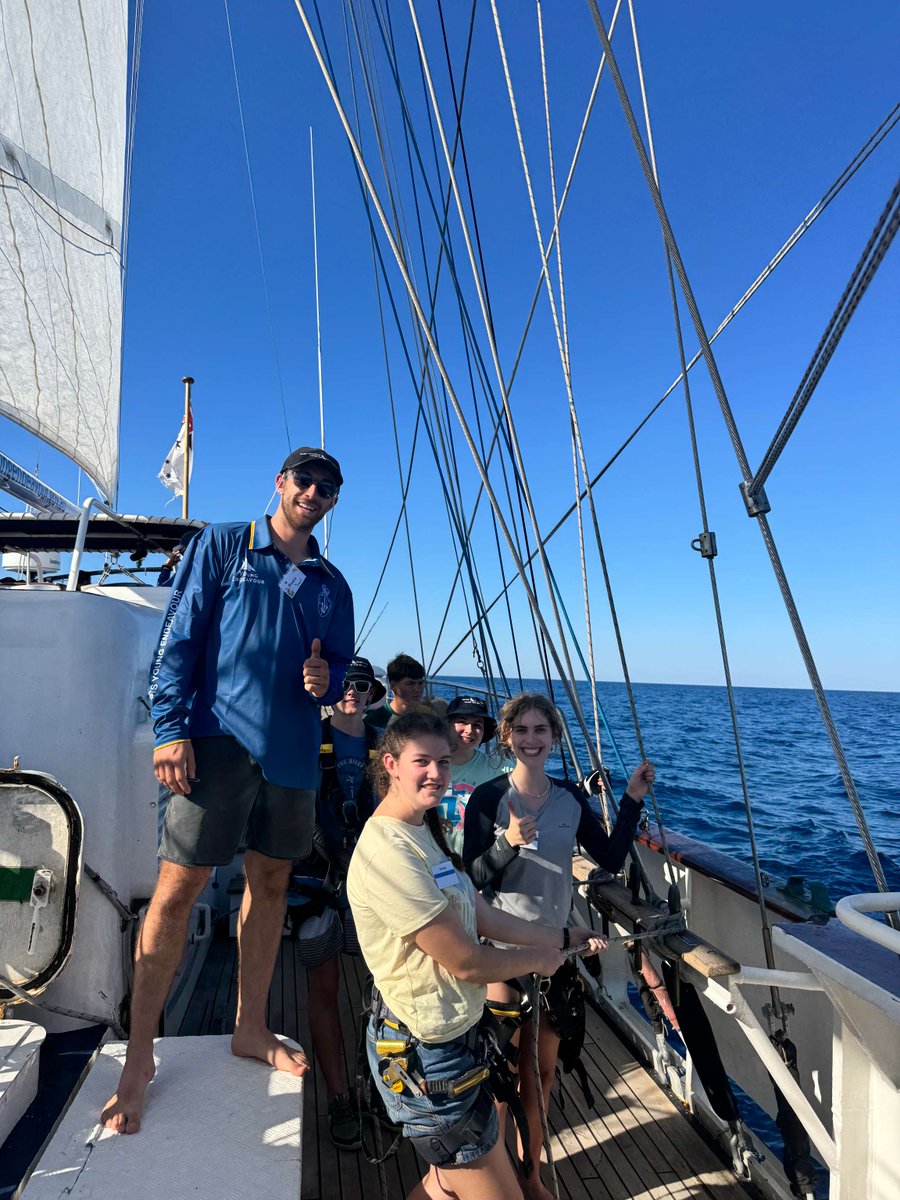 YoungEndeavour1's tweet image. ⚓ Captain's Log V12/25 - Day 04
We were given some very handy lessons about navigation and how to use charts, using the real example of a lighthouse spotted close to Port Headland...
Read more from the Captain's Log: youngendeavour.gov.au/the-voyage/cap…