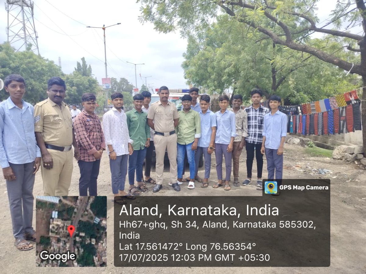 112 Kalaburagi Dist. (@112kalaburagi) on Twitter photo ದಿನಾಂಕ 17.07.2025 ರಂದು ಕಲಬುರಗಿ ಜಿಲ್ಲೆಯ ಆಳಂದ ನಗರದ ಸರ್ಕಾರಿ ಪದವಿಪೂರ್ವ ಕಾಲೇಜಿನ ವಿದ್ಯಾರ್ಥಿಗಳಿಗೆ 112 ಬಗ್ಗೆ ಜಾಗೃತಿ ಮೂಡಿಸಲಾಯಿತು .ತುರ್ತು ಸೇವೆಗಾಗಿ 112 ಗೆ ಕರೆ ಮಾಡುವಂತೆ ತಿಳಿಸಲಾಯಿತು. ದಿನಾಂಕ 17.07.2025 ರಂದು ಕಲಬುರಗಿ ಜಿಲ್ಲೆಯ ಆಳಂದ ನಗರದ ಸರ್ಕಾರಿ ಪದವಿಪೂರ್ವ ಕಾಲೇಜಿನ ವಿದ್ಯಾರ್ಥಿಗಳಿಗೆ 112 ಬಗ್ಗೆ ಜಾಗೃತಿ ಮೂಡಿಸಲಾಯಿತು .ತುರ್ತು ಸೇವೆಗಾಗಿ 112 ಗೆ ಕರೆ ಮಾಡುವಂತೆ ತಿಳಿಸಲಾಯಿತು.